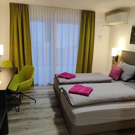 Hotel Gaestehaus Stock Zimmer Wasserfall FDH Exterior foto