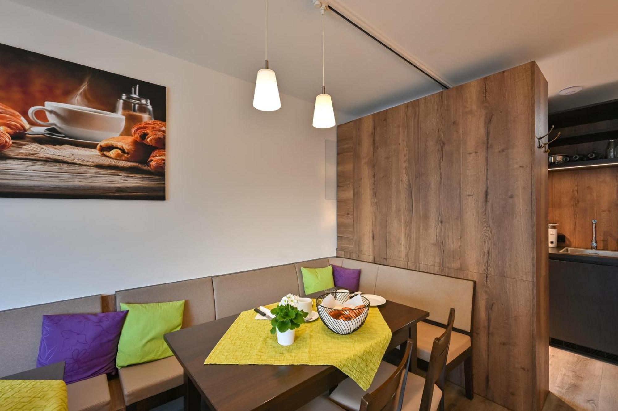 Hotel Gaestehaus Stock Zimmer Wasserfall FDH Exterior foto